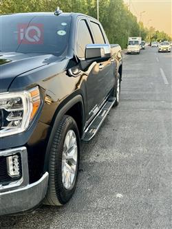 GMC Sierra